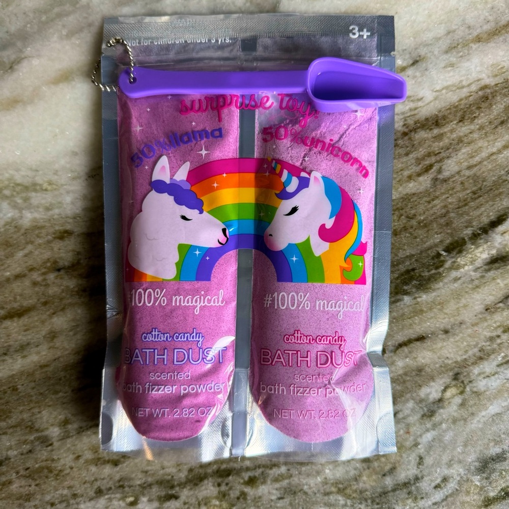 Llama & Unicorn Bath Dust Scented Fizz Powder w/Scoop & Surprise Toy!